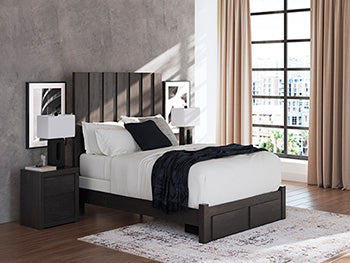 Parlayon Queen Storage Footboard