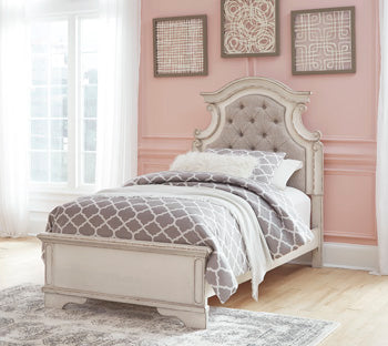Realyn Twin Panel Piecero