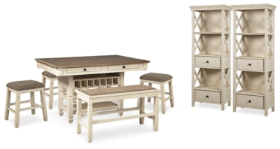 Mesa de comedor a la altura de la encimera Bolanburg, 4 taburetes, banco y 2 vitrinas